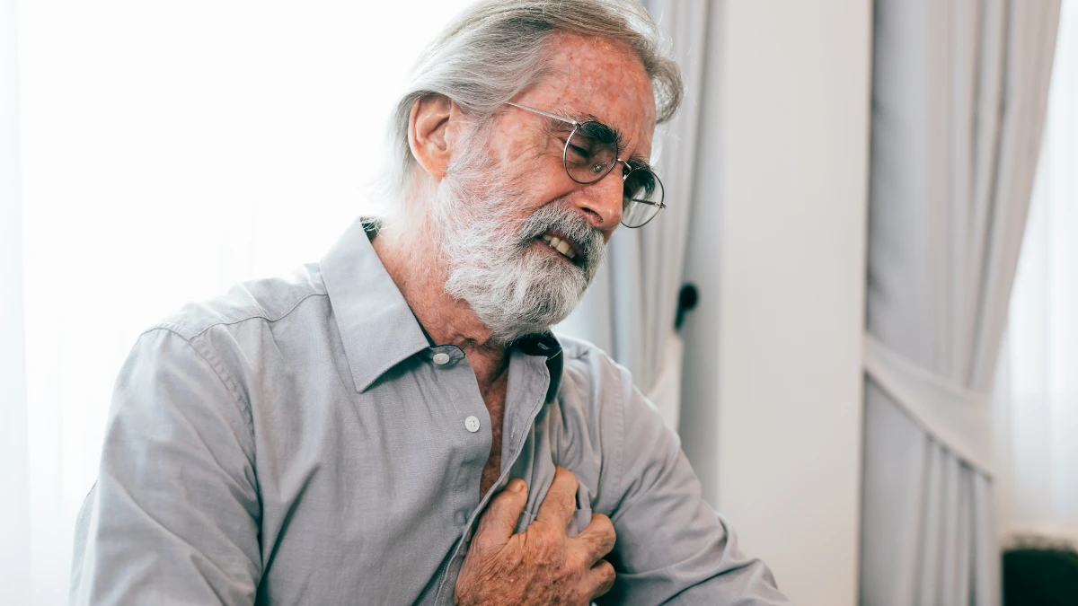 5 Healthy Snacks That Are Quietly Damaging Your Heart After 60 ( According To Dietitians)