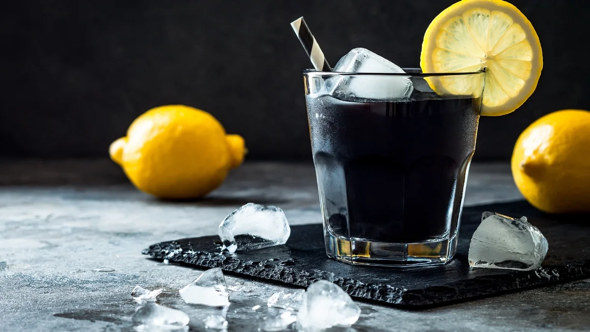 Activated Charcoal Lemonade