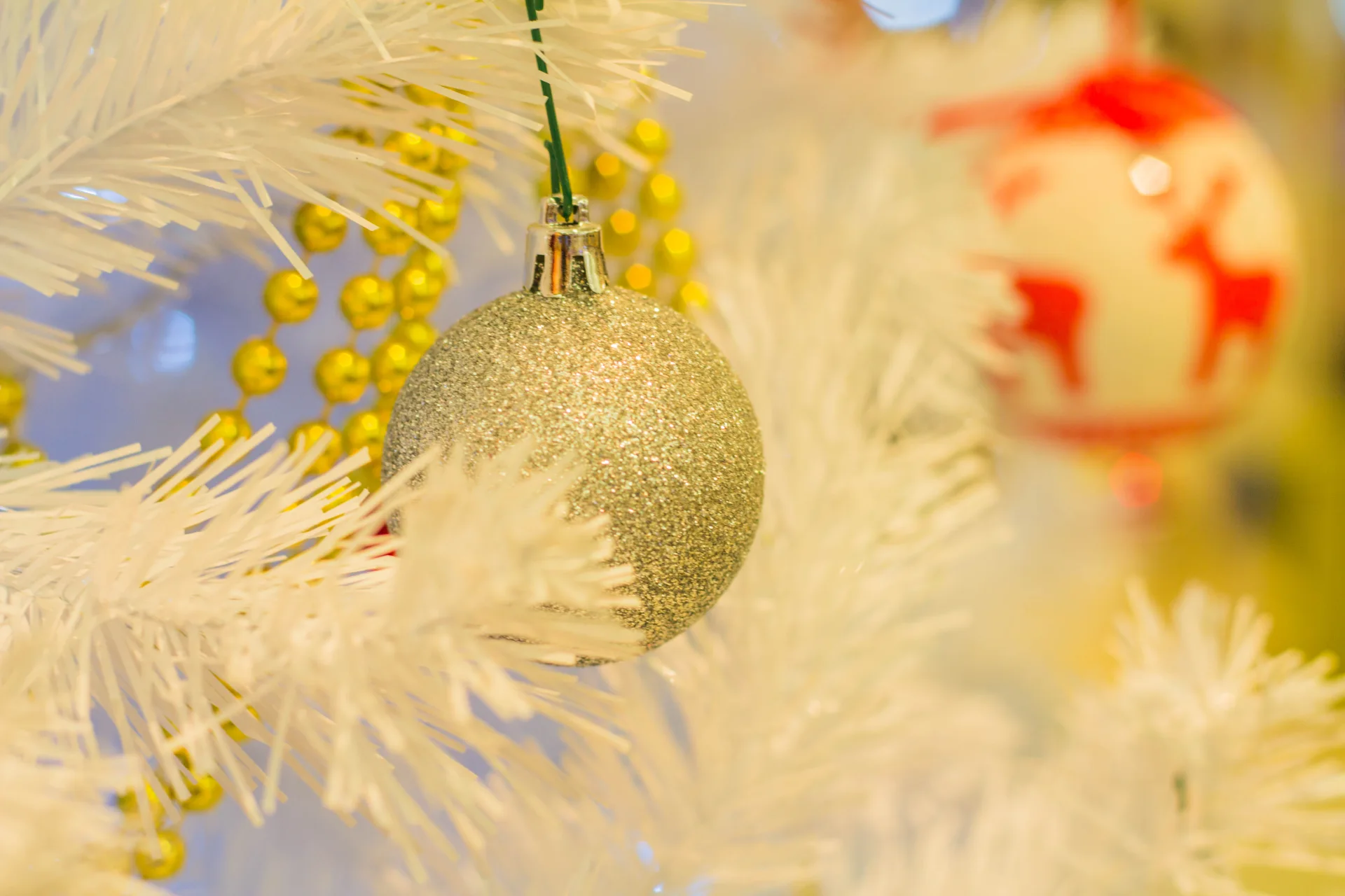 Butter Yellow Beaded Garland