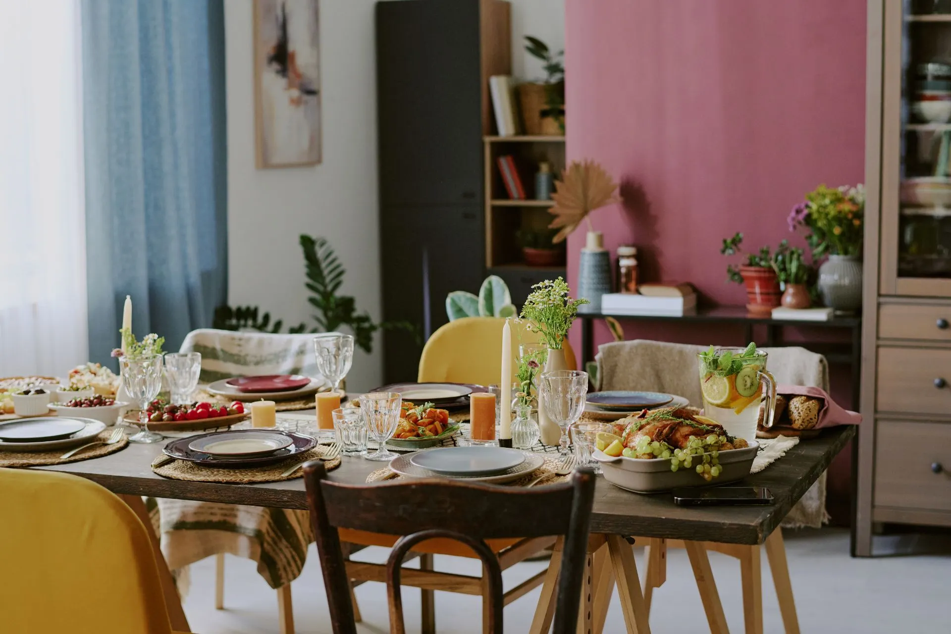 Casual Dinnerware Cabinet