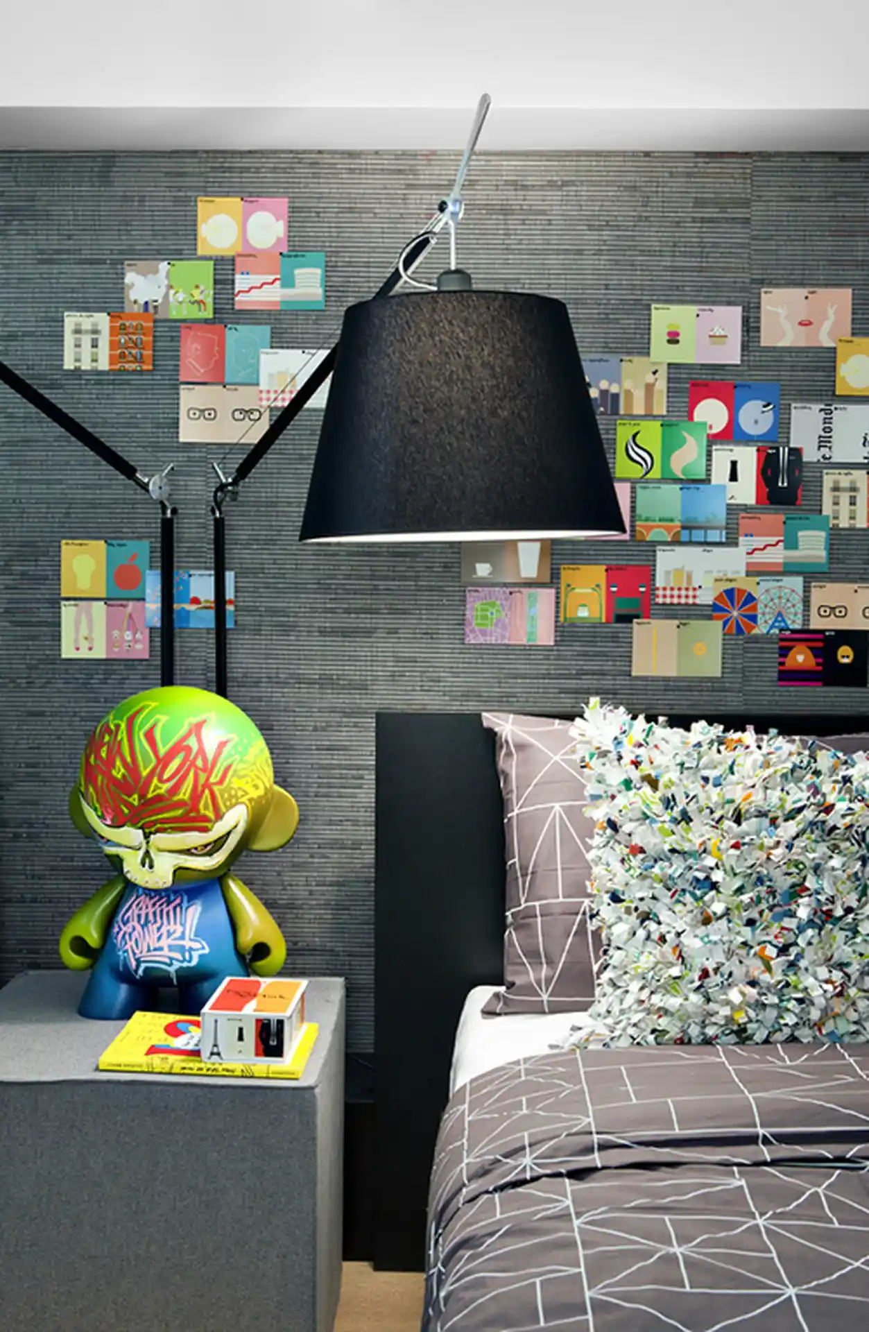 Creative Grid Wall Gallery Display System