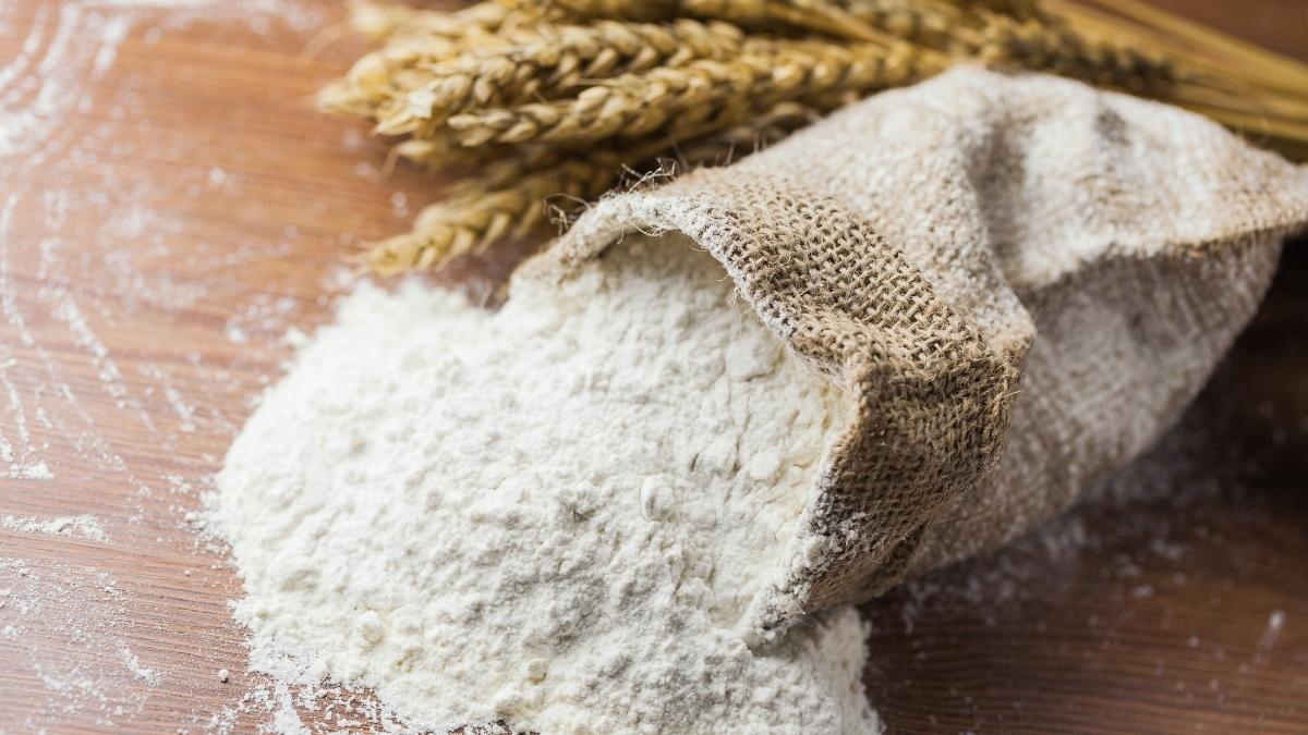 Flour Stays Fresh Without Cold