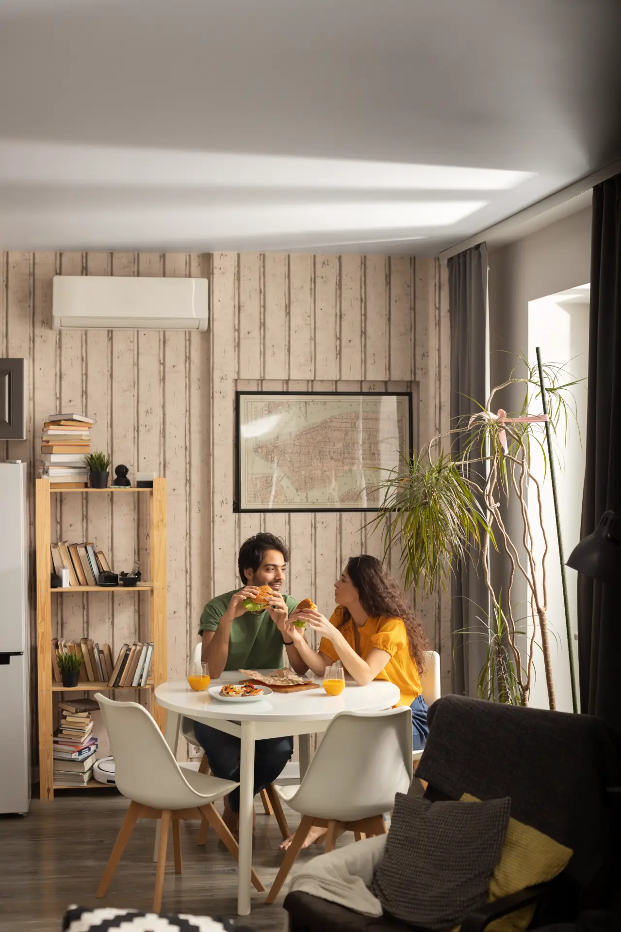 Multifunctional Dining Zone