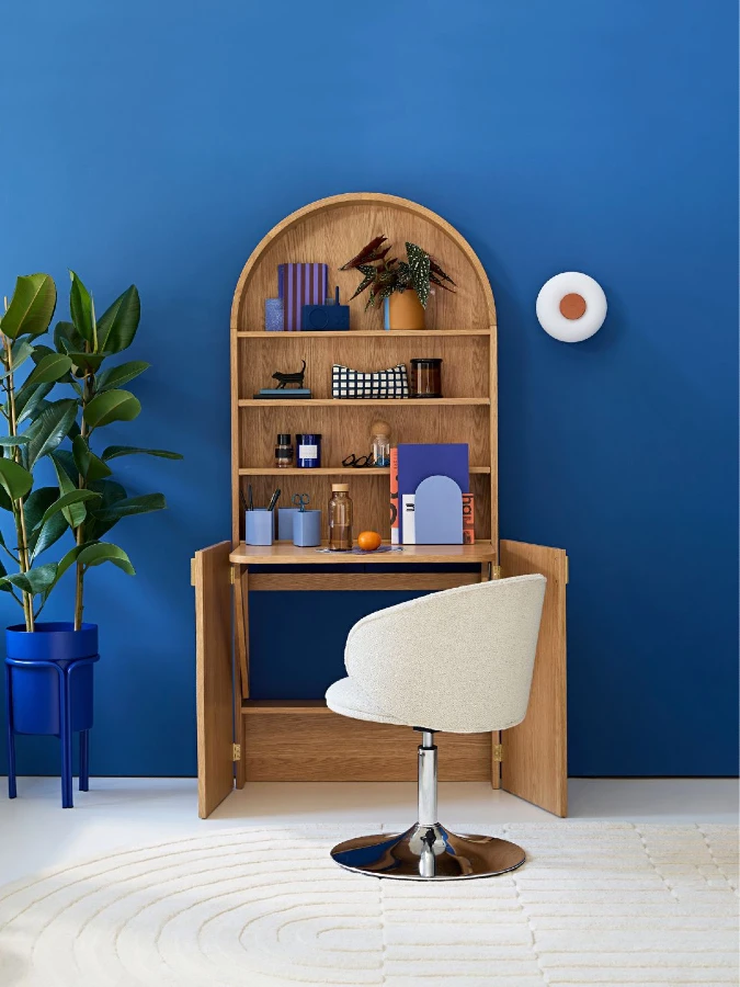 The Mid-Century Minimalist Twist