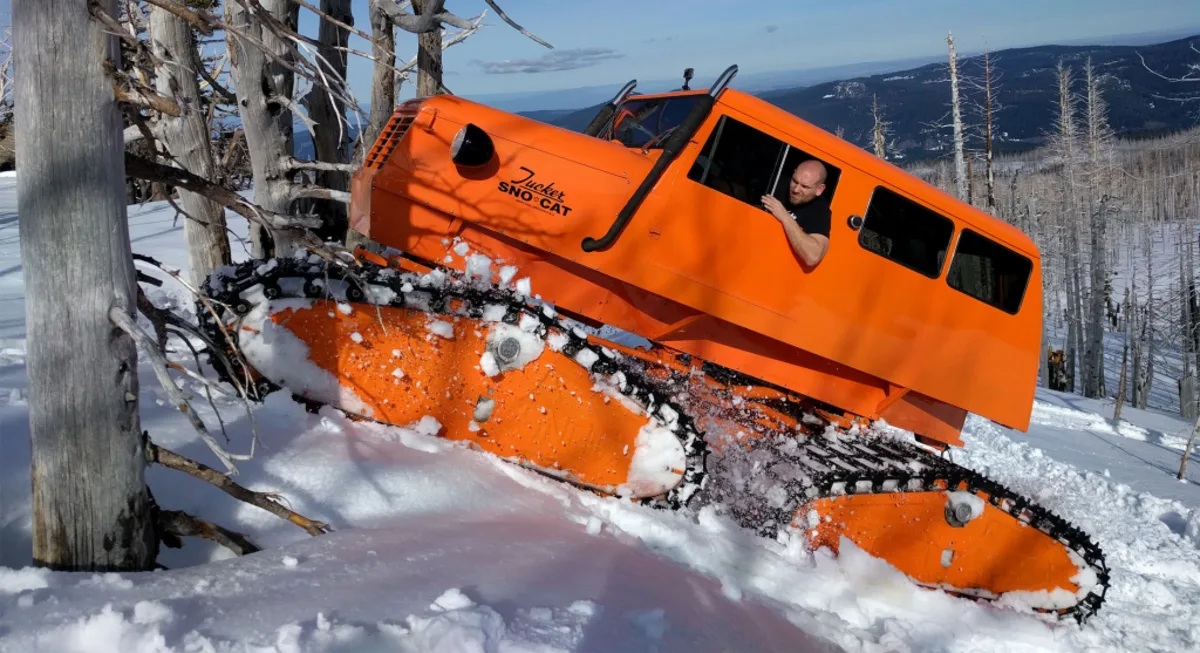Tucker Sno-Cat
