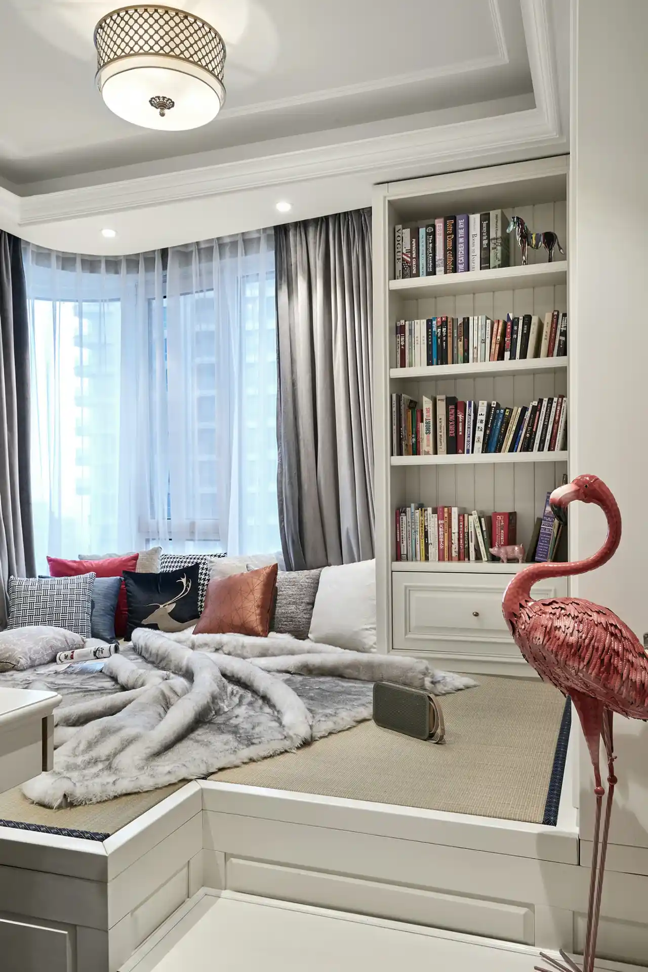 Winter Wear: Reading Nook Comfort

