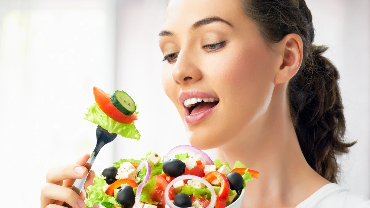 woman eating food